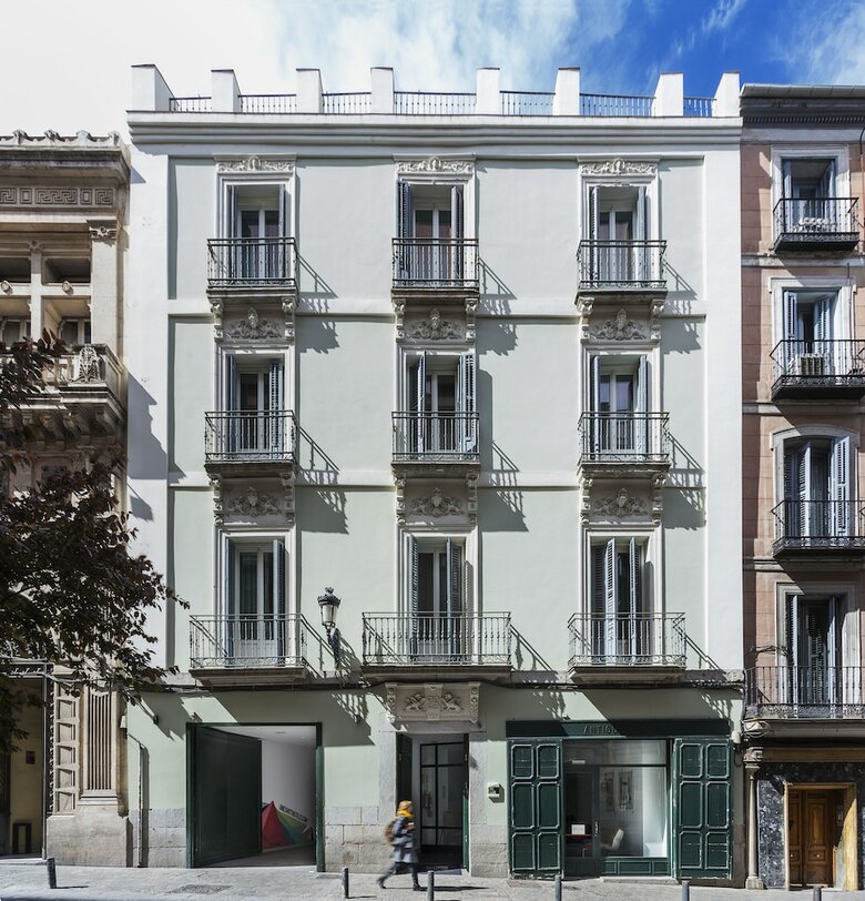 One Shot Prado 23