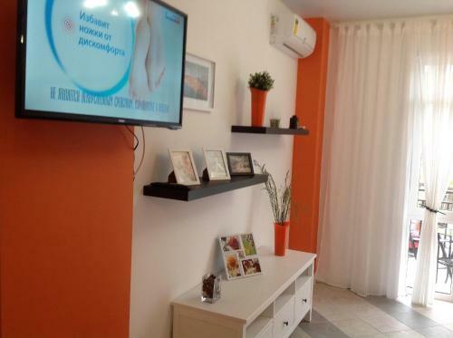 Apartment Orange