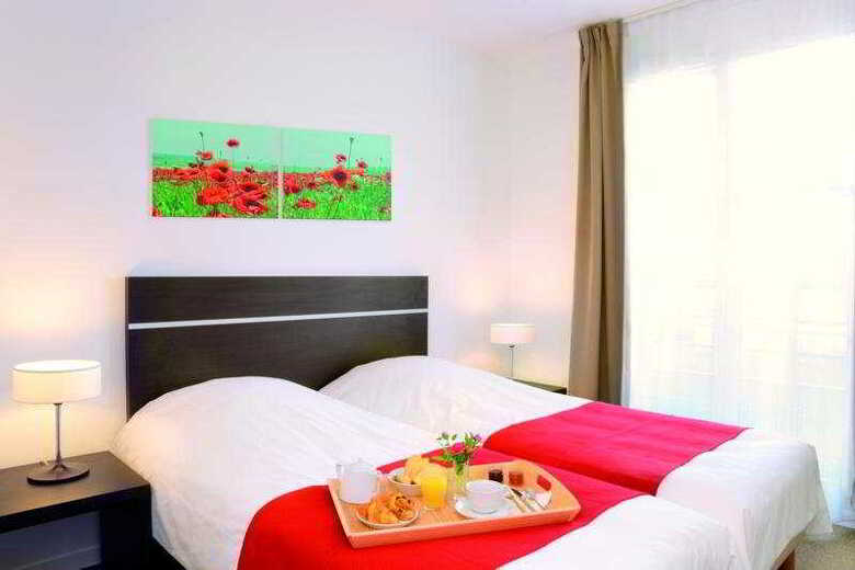 Hotel Park & Suites Village Bois D'arcy