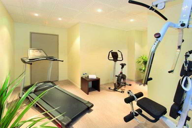 Hotel Park & Suites Village Bois D'arcy