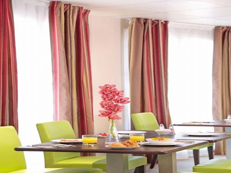 Hotel Park & Suites Village Bois D'arcy