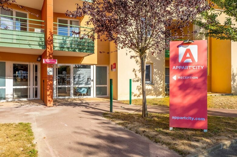 Hotel Park & Suites Village Bois D'arcy