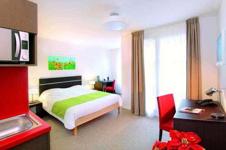 Hotel Park & Suites Village Bois D'arcy