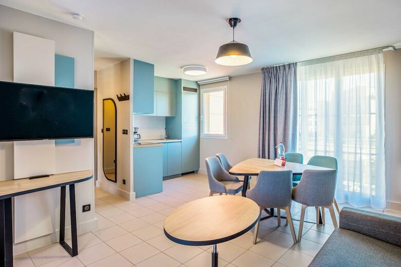 Hotel Park & Suites Village Bois D'arcy