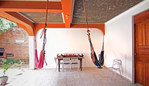Hostal Europa Guest House