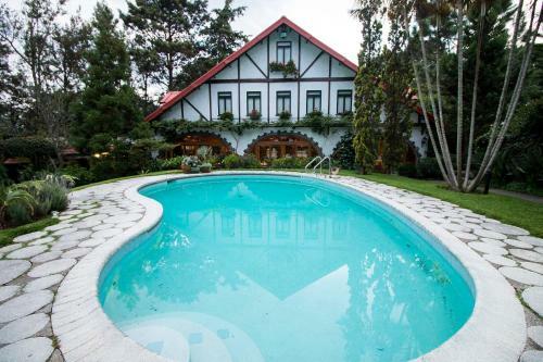 Hotel Caba�a Suiza