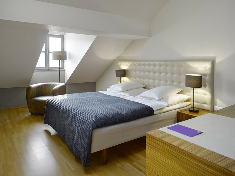 Hotel The Icon
