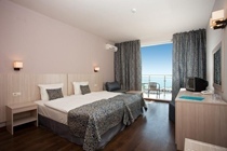 Hotel Slavey