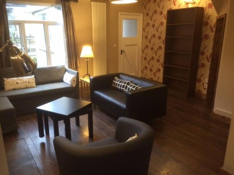Apartamento 3 Bedroom House With Free Parking