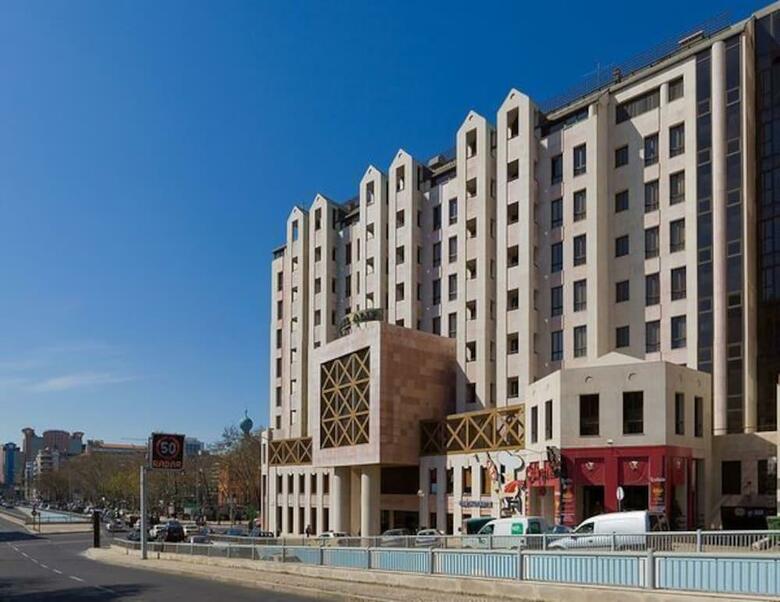 Hotel Alif
