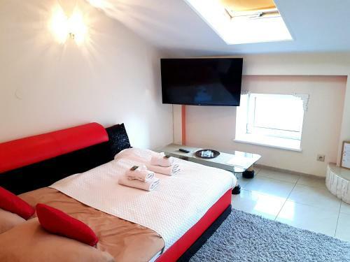 Aurora Apartment