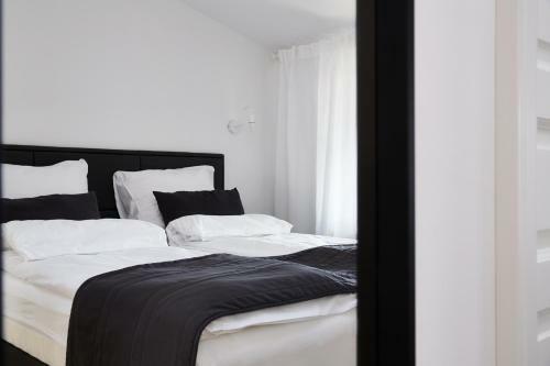 1891 Aparthotel Attic