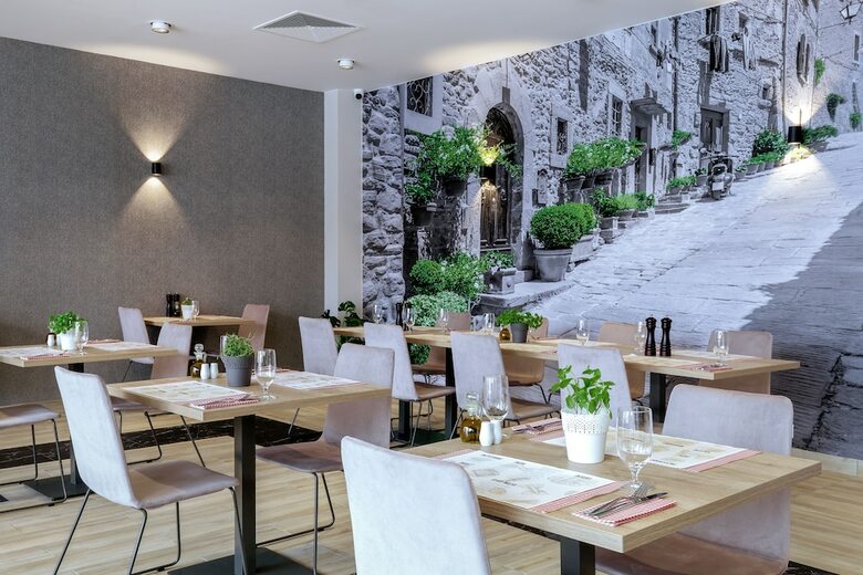 Green Mountain 5* Hotel