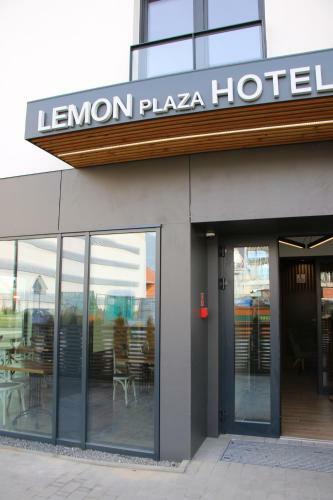 Lemon Plaza Hotel