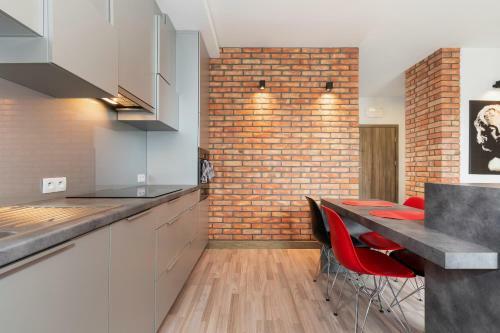 Modern Apartment In Pozna? D?browskiego