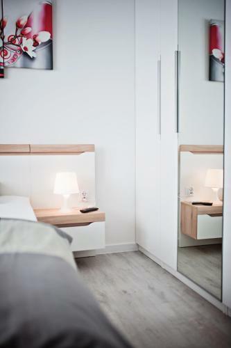 White Apartment Hawela?ska