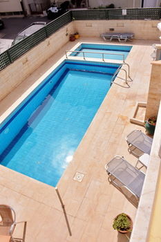 Hotel Apartments Irini