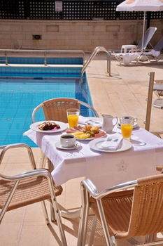 Hotel Apartments Irini