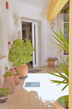 Hotel Apartments Irini
