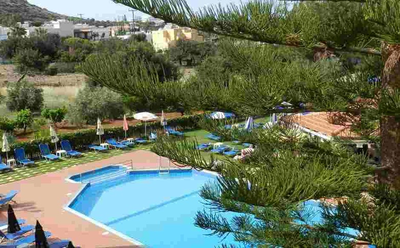 Hotel Apartments Nikos