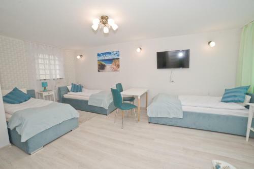 La Playa Apartments