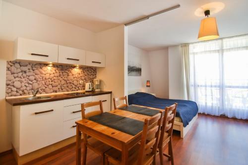 Apartamenty ?winouj?cie - R�?a Wiatr�w