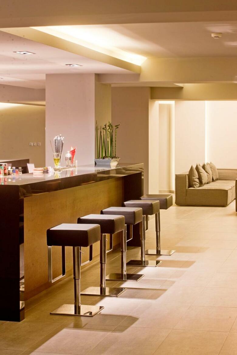 Hotel Oktober