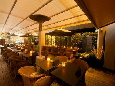Central Plaza Hotel