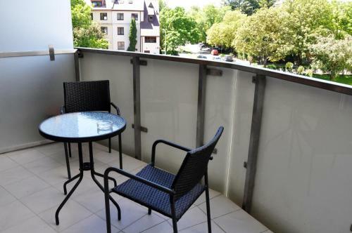 Domaniewska Apartment II - Metro