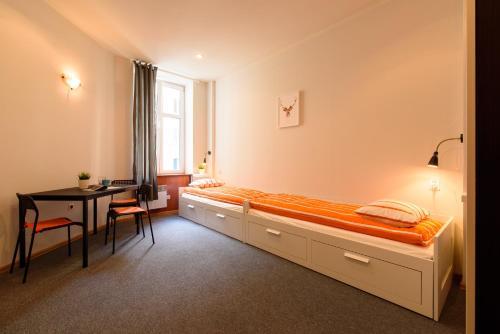 Albergue Constitution Square Rooms