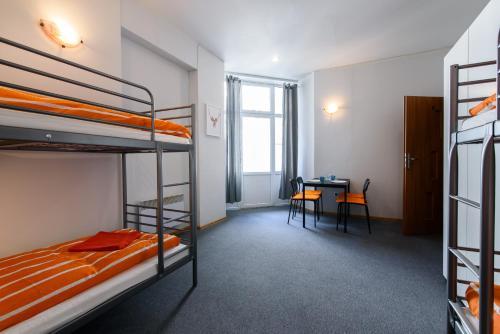 Albergue Constitution Square Rooms