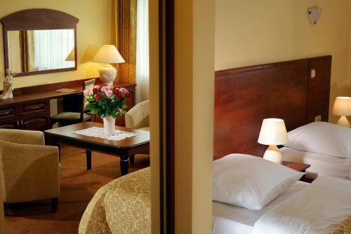 Hotel Dworek Emilli