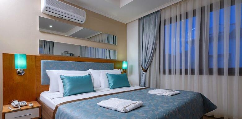 Hotel River Garden Residence