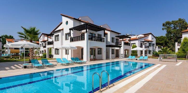 Hotel River Garden Residence