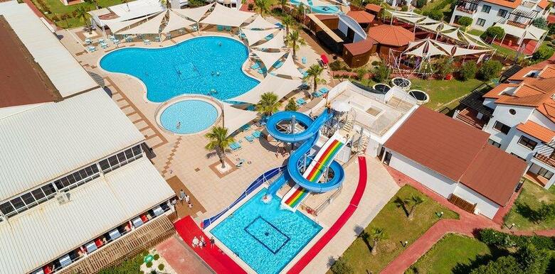 Hotel River Garden Residence