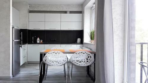 Art Apartments