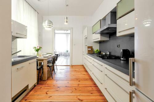 Top Location Apartment Odrzanska