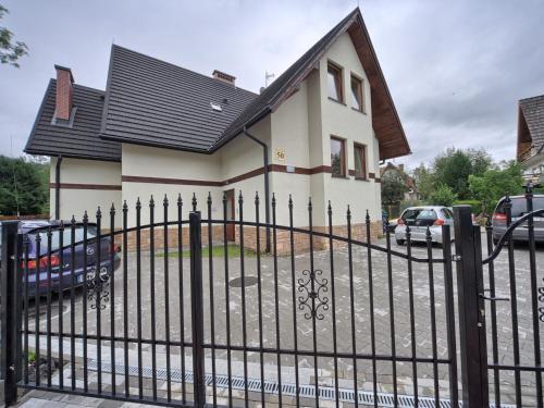 White Apartment Visitzakopane