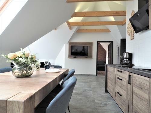Vip Apartamenty Folk Residence