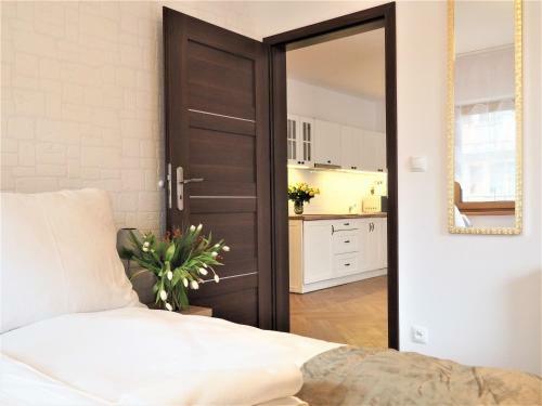 Vip Apartamenty Folk Residence