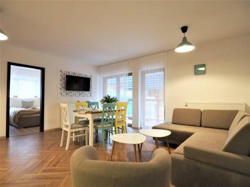Vip Apartamenty Folk Residence