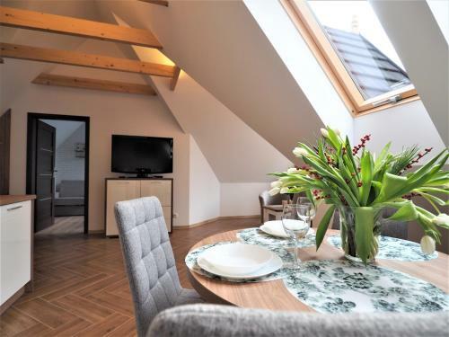 Vip Apartamenty Folk Residence
