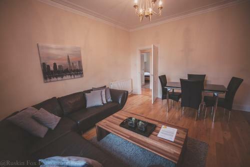 Apartamento Stylish And Spacious Two Bed In Aberdeen's West End