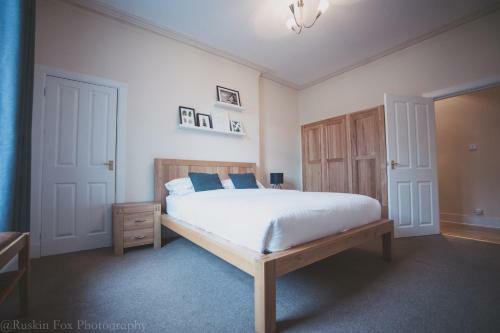 Apartamento Stylish And Spacious Two Bed In Aberdeen's West End