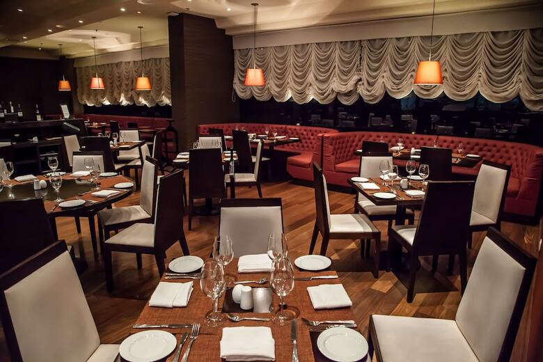 Hotel Doubletree Parque 93 By Hilton