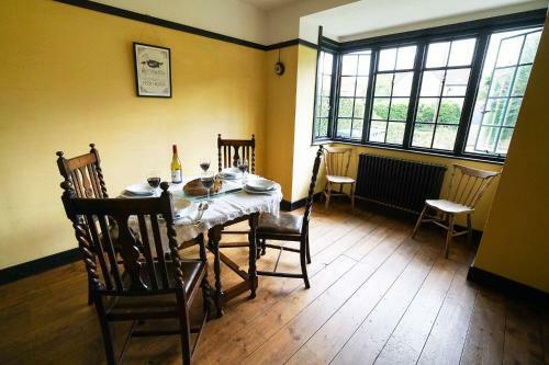 The Vintage House