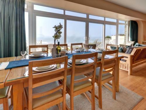 Holiday Home Seascape