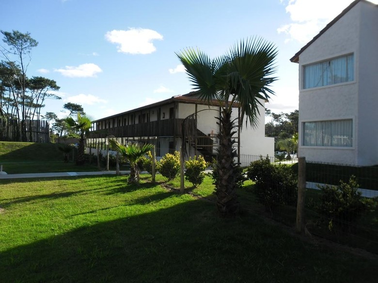 Punta Del Este Arenas Hotel