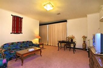 Hotel Adika Bahtera (premium)