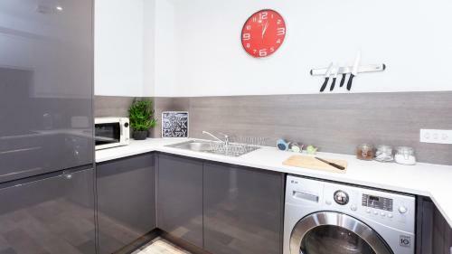 The Station Apartment